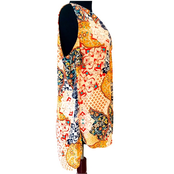 Rose & Olive Top - Picture 2 of 12